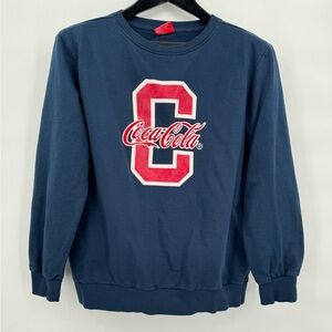 Coca Cola Patch Big C Sweatshirt Thrifted‎ in Iceland, Unique Design L